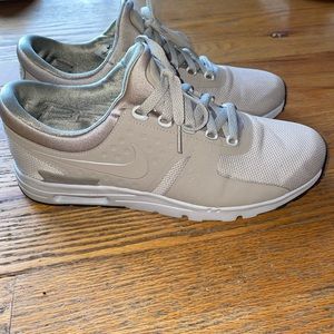 Nike Air Max Women’s